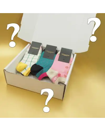 Women PEPER HAROW Womens Mystery Trainer Box £24.00