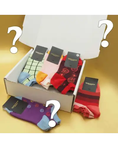 Women PEPER HAROW Womens Mystery Trainer Box £24.00