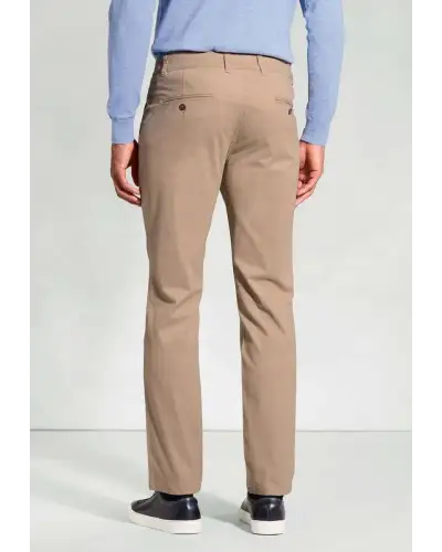 Fit Trousers Brook Taverner Tailored Fit Miami Sand Stretch Cotton Chinos £45.00
