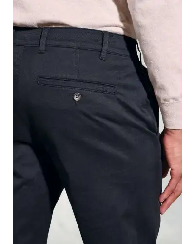 Fit Trousers Brook Taverner Tailored Fit Leo Midnight Stretch Cotton Chinos £45.00