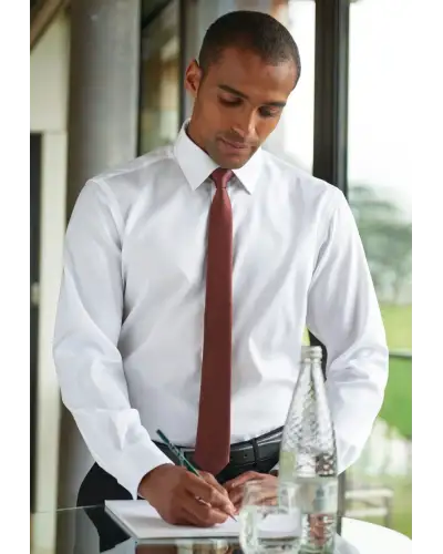 Men's Shirts Brook Taverner Ortona Classic Fit Non-Iron Shirt £26.00