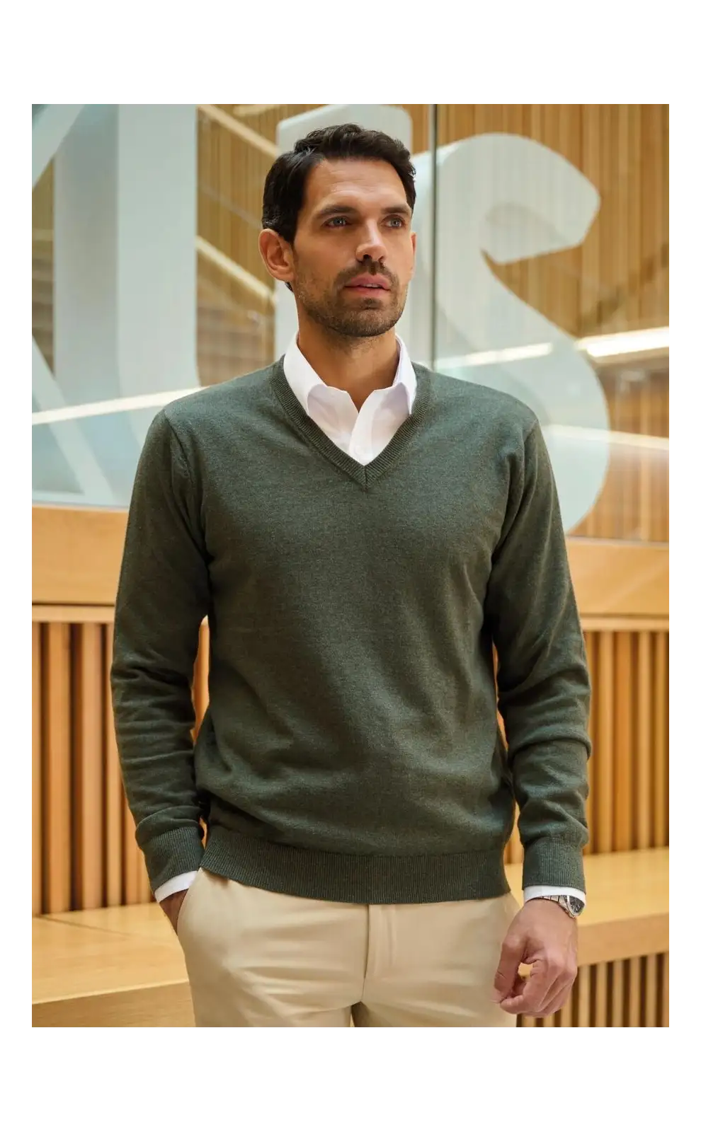 Mens Knitwear Brook Taverner Berlin V-Neck Jumper £43.00