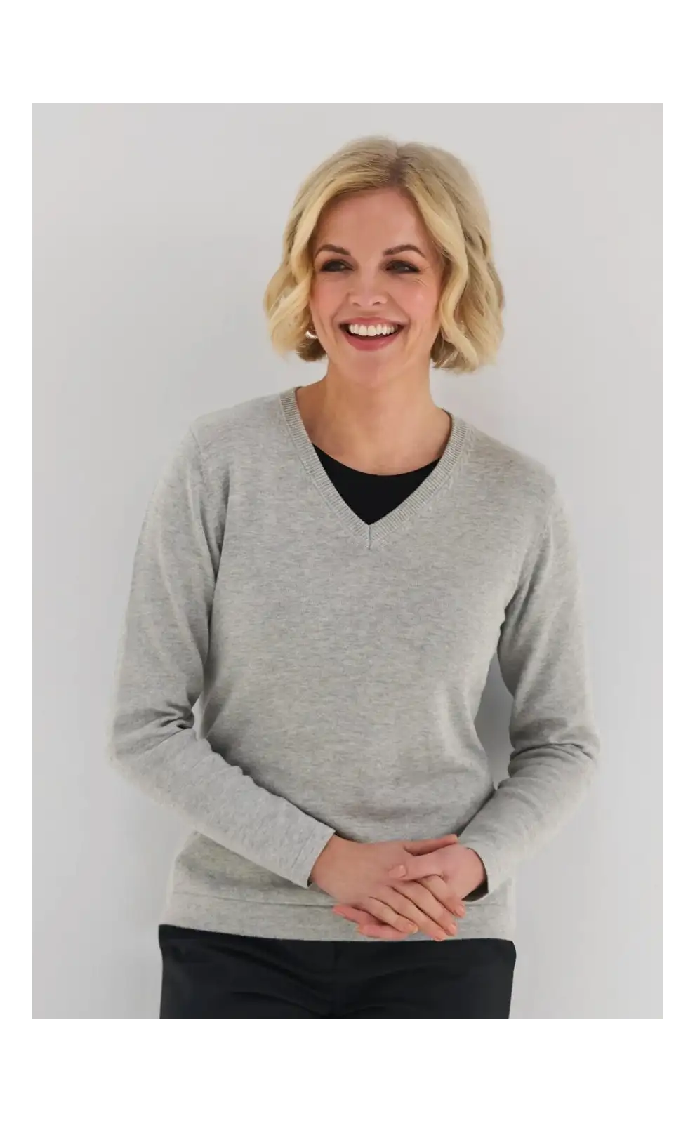 Ladies Knitwear Brook Taverner Atlanta V-Neck Jumper £45.00