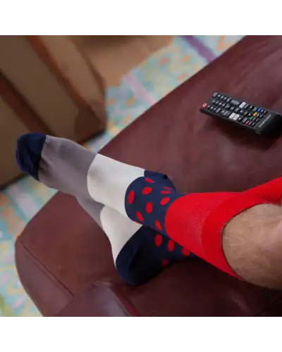 Men PEPER HAROW Mayfair Mens Socks - Scarlet £16.00