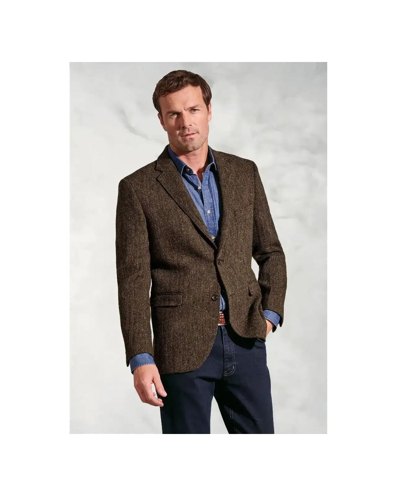 Harris Tweed Jackets Brook Taverner Tailored Fit Dumfries Brown Herringbone Harris TweedR Jacket £269.00