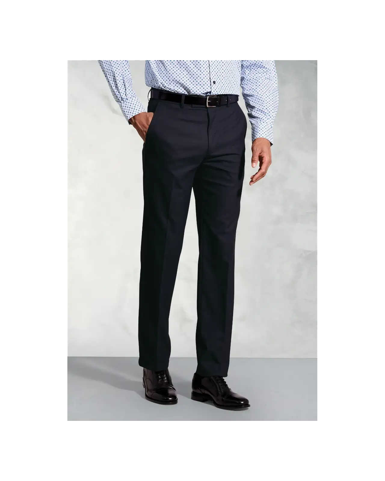 Fit Trousers Brook Taverner Tailored Fit Monaco Navy Trousers £36.00