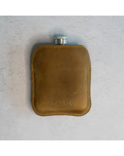 Flasks Victory and Innsbruck Full Grain Leather Cased Hip Flask Full Tan Brown Leather Silver Flask £36.00