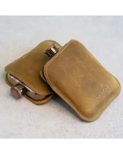 Flasks Victory and Innsbruck Full Grain Leather Cased Hip Flask Full Tan Brown Leather Copper Flask £36.00