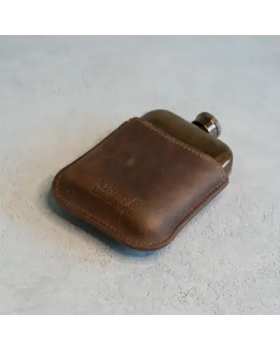 Flasks Victory and Innsbruck Full Grain Leather Cased Hip Flask 3 4 Brown Leather Copper Flask £36.00