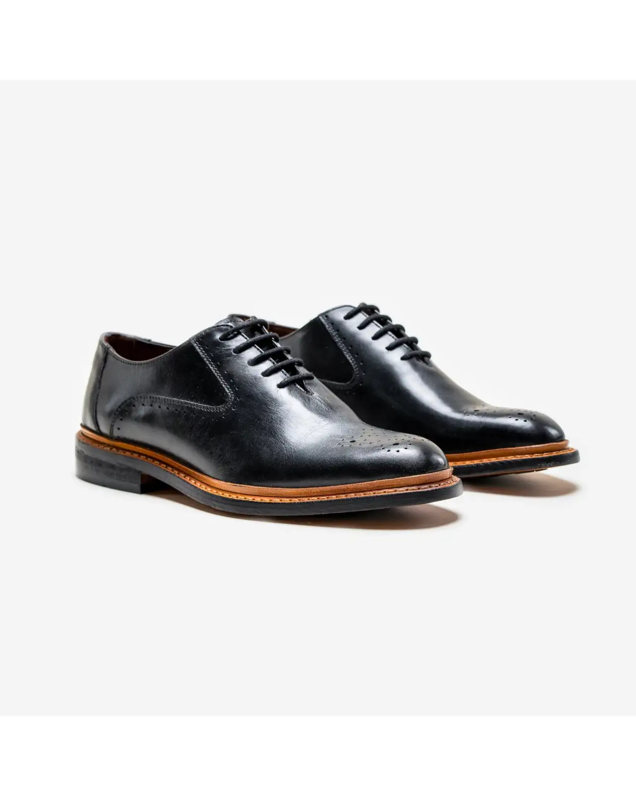 Shoes Victory and Innsbruck Brentwood Shoes Black £65.00
