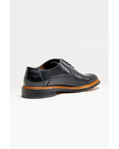 Shoes Victory and Innsbruck Brentwood Shoes Black £65.00