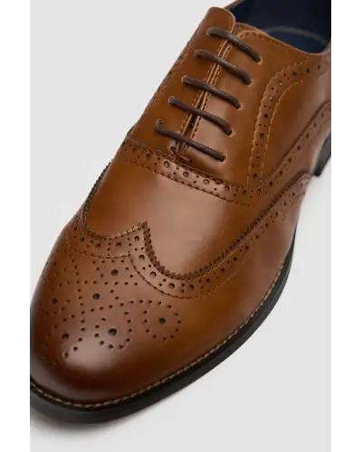 Shoes Victory and Innsbruck Clark Shoes Tan £70.00