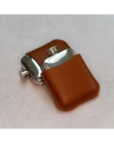 Flasks Victory and Innsbruck Full Grain Leather Cased Hip Flask 3 4 Cognac Leather Silver Flask £36.00