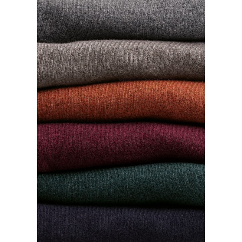 Jumpers Brook Taverner Shiraz Cashmere V-Neck Jumper £179.00