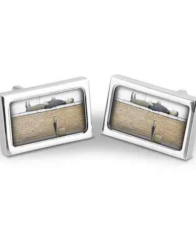 Others Fox and Chave Man Lying On A Wall Cufflinks £29.00