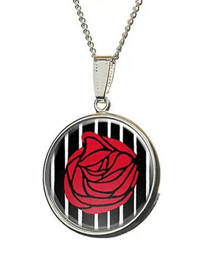 Pendants Fox and Chave Mackintosh Lady With Rose Pendant £23.00