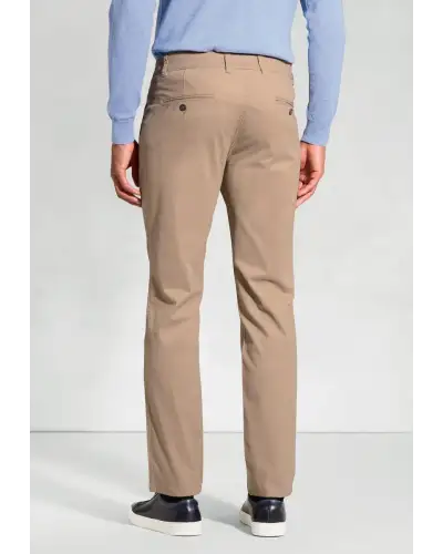 Fit Trousers Brook Taverner Regular Fit Denver Sand Stretch Cotton Chinos £45.00
