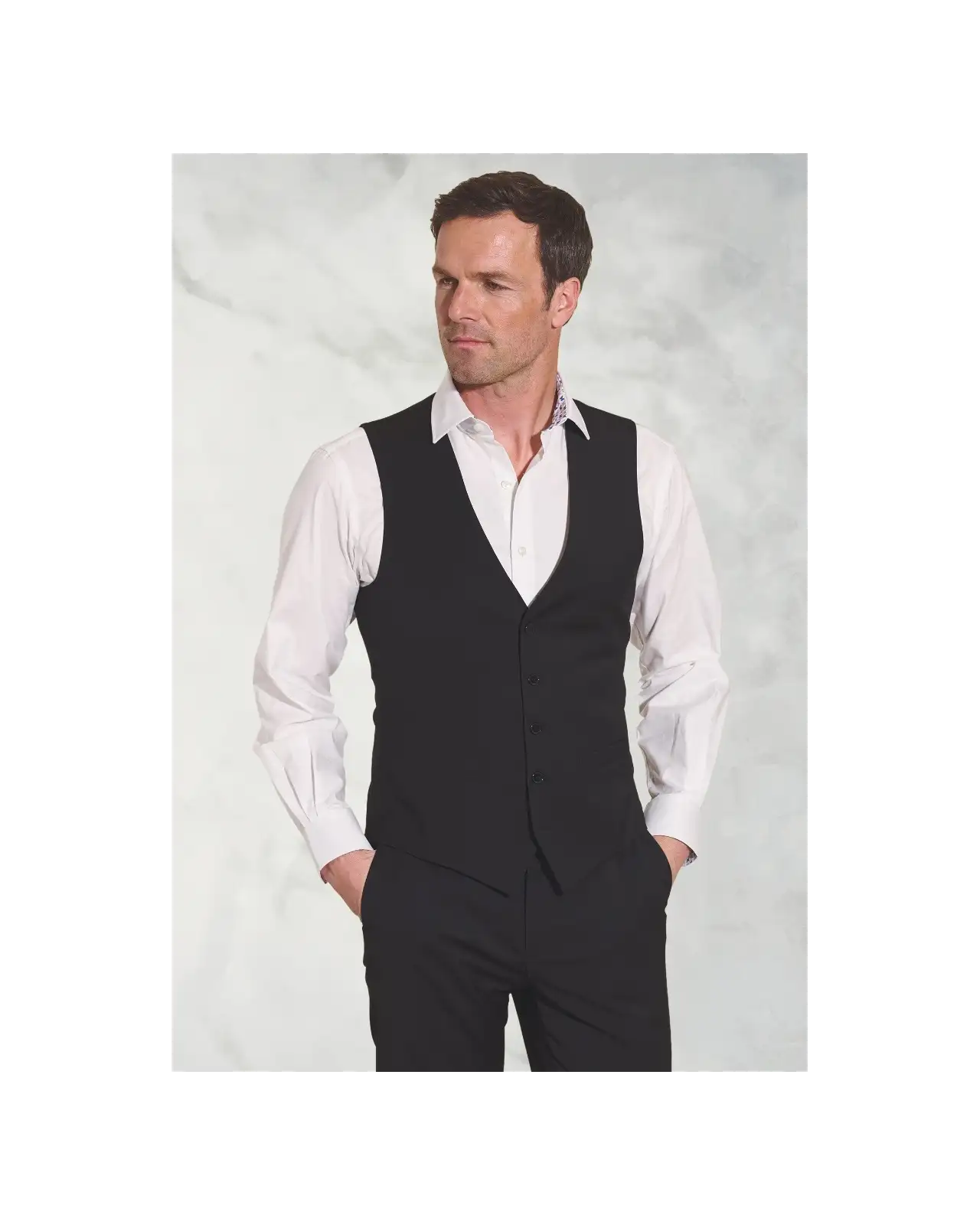 Waistcoats Brook Taverner Tailored Fit Avalino Black Waistcoat £62.00