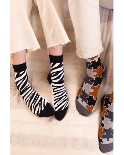 Women PEPER HAROW Zebra Womens Socks - Black £7.00