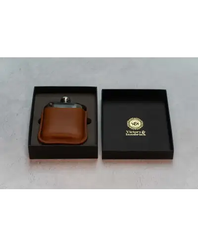 Flasks Victory and Innsbruck Full Grain Leather Cased Hip Flask 3 4 Cognac Leather Silver Flask £30.00