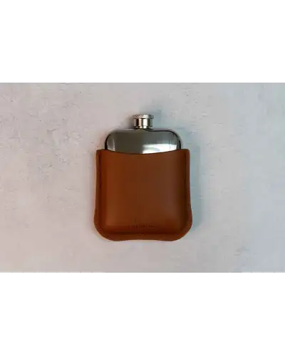 Flasks Victory and Innsbruck Full Grain Leather Cased Hip Flask 3 4 Cognac Leather Silver Flask £30.00