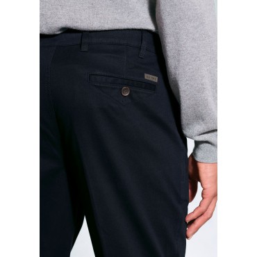 Fit Trousers Brook Taverner Regular Fit Brennan Navy Single Pleat Textured Cotton Stretch Chinos £54.00