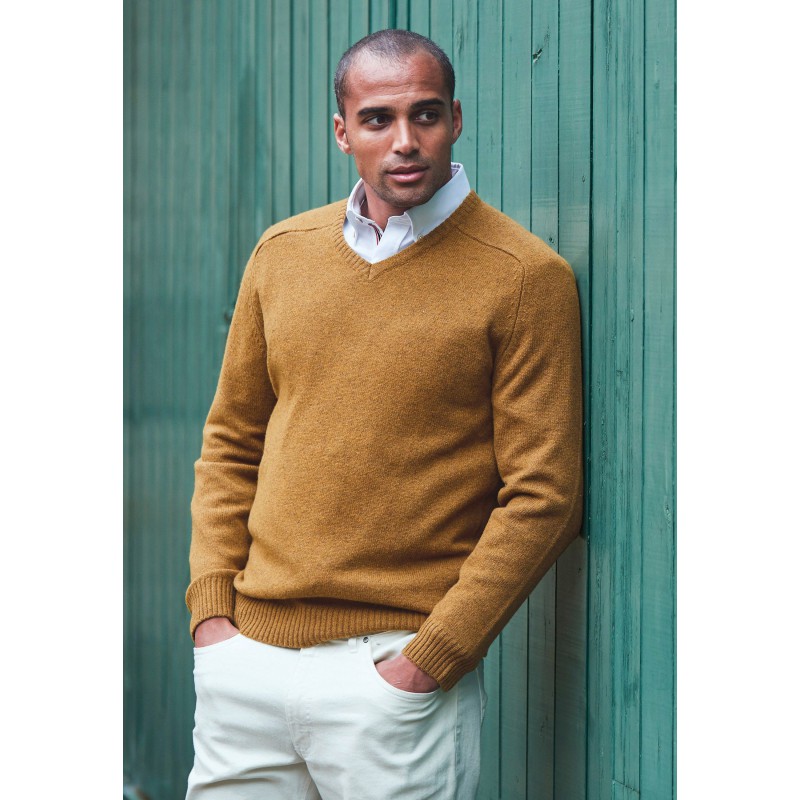 Jumpers Brook Taverner Barton Moss Lambswool V-Neck Jumper £54.00