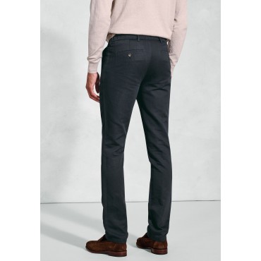 Belts Brook Taverner Tailored Fit Penn Navy Single Pleat Tapered-Leg Linen Cotton Trousers £62.00